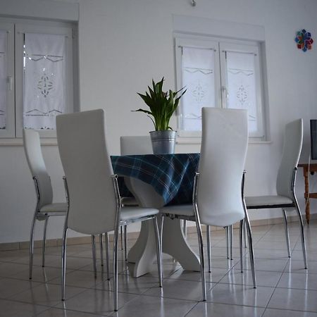 Apartman Julka Sukošan المظهر الخارجي الصورة